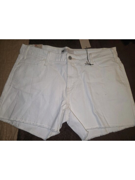 Levi's Pants - Weekend Jean shorts size 16